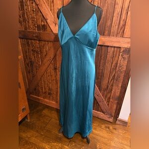 Abercrombie & Fitch satin feel slip midi dress, size large tall, teal blue/green